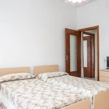 Isa- Il Pontile In Marina Di Massa, With Private Outdoor Area, Just 400 Meters From The Aparthotel Marina di Massa